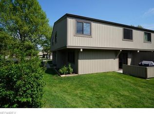 11796 Harbour Light Dr #1796, North Royalton, OH 44133