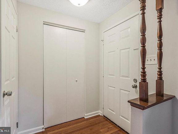 2nd image of 319 James St