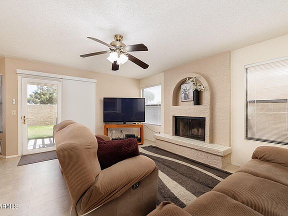 3rd image of 4183 E CHOLLA CANYON Drive