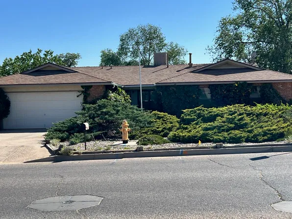 2004 Western Hills Dr NE, Rio Rancho, NM 87124