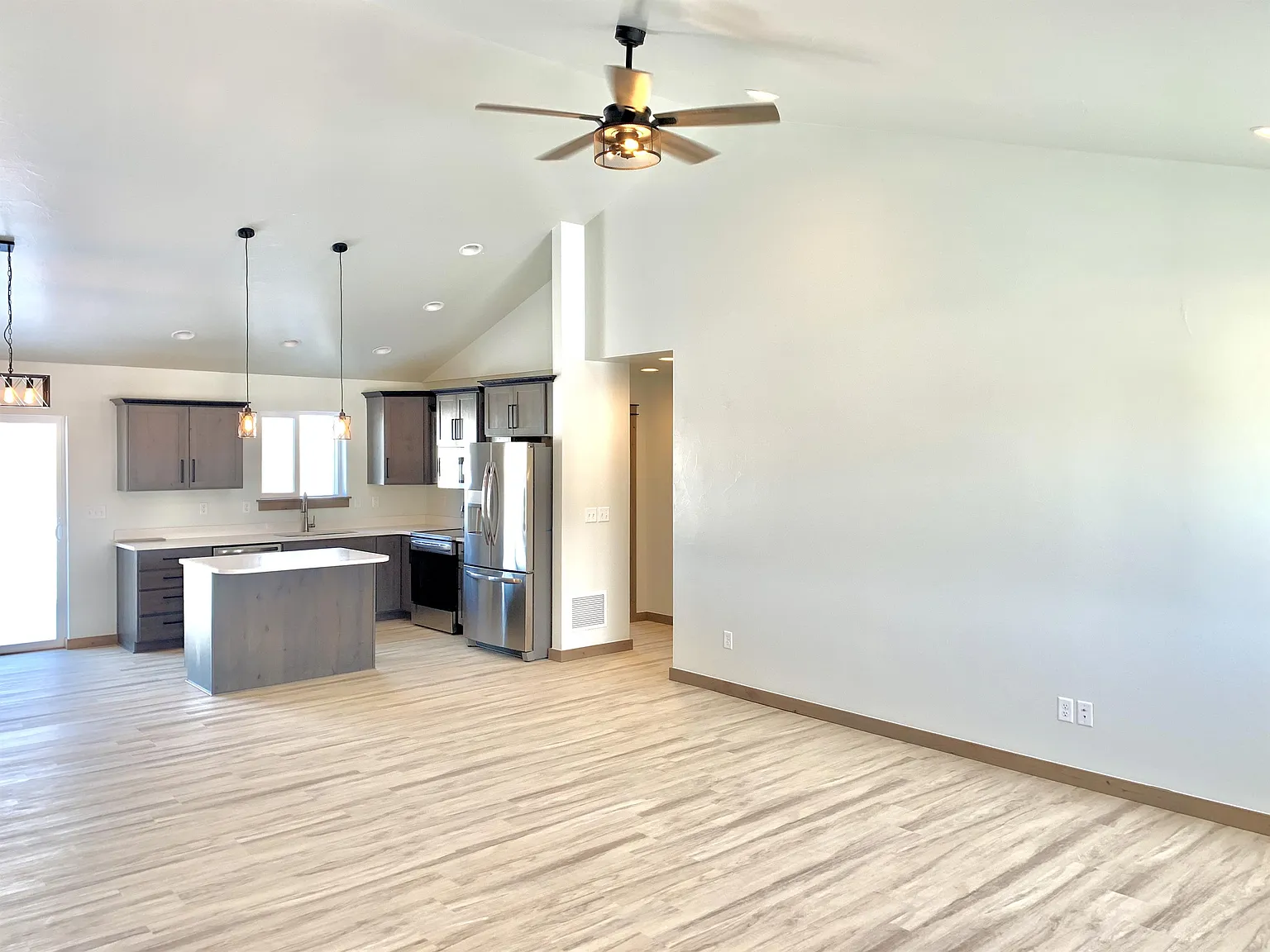 3915 Swan Road - A — Photo 2