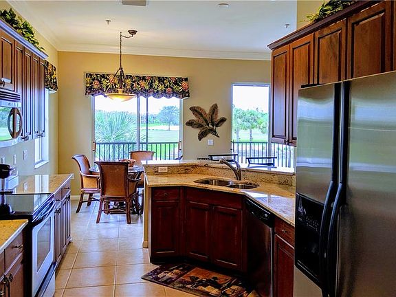 5th image of 8735 Coastline Ct APT 201