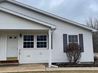 410 S Pine St APT C, Sheridan, MI 48884