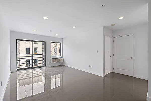 Rented by Compass | media 2