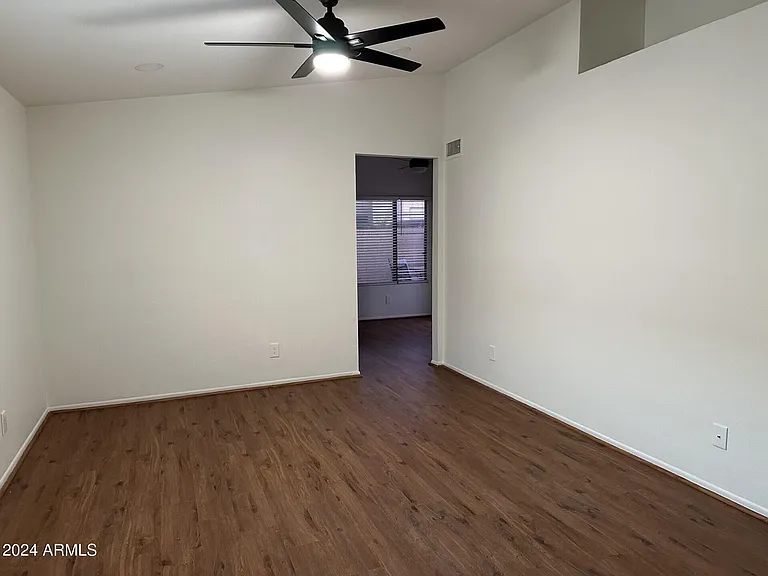 18811 N 44th Pl — Photo 8