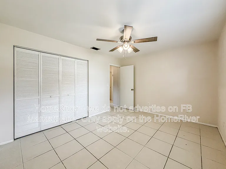 502 NW Salina Ter — Photo 11