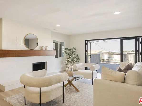 1747 Wollacott St, Redondo Beach, CA 90278