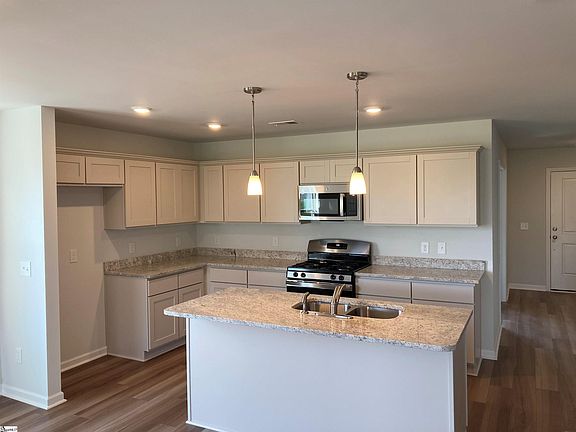 2nd image of 344 Whittier St Lot 442