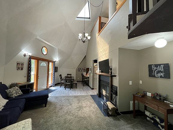 3rd image of 21770 Hackberry Trl