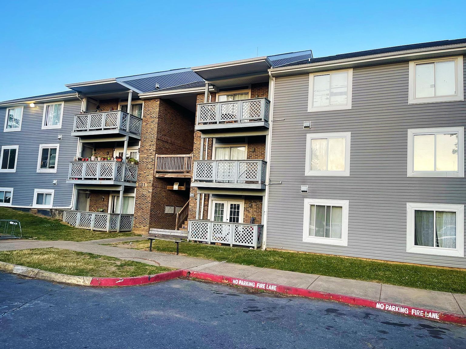 40 South Ave APT F, Harrisonburg, VA 22801 | Zillow