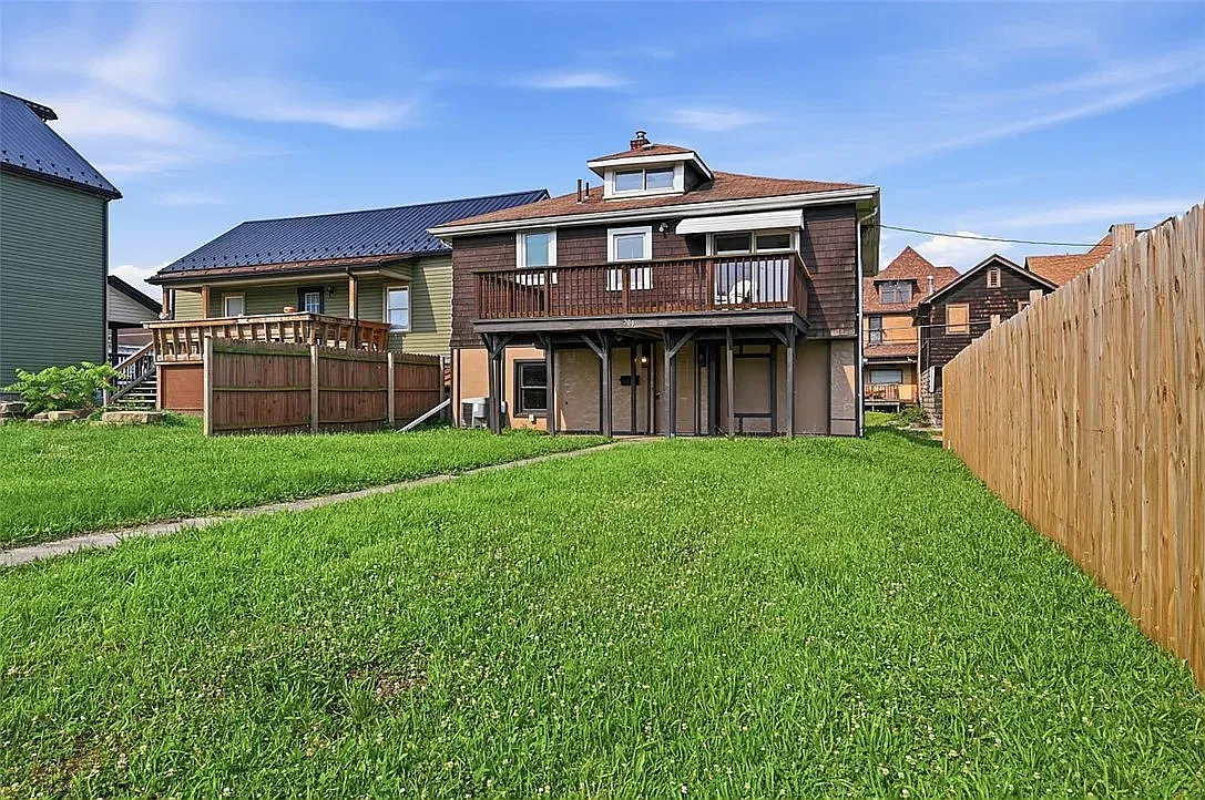 2 bed, 852 sqft, $1,199 — Photo 4