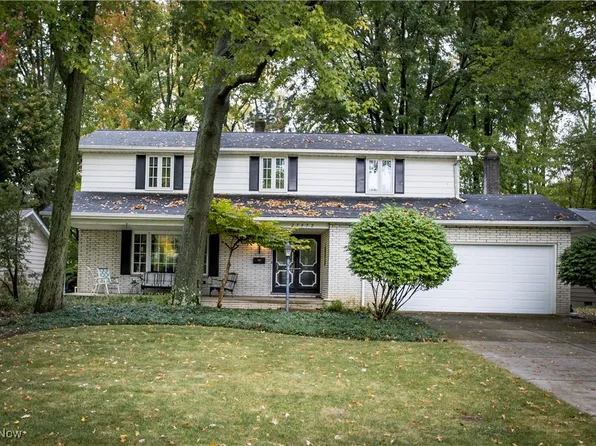 27972 Blossom Blvd, North Olmsted, OH 44070