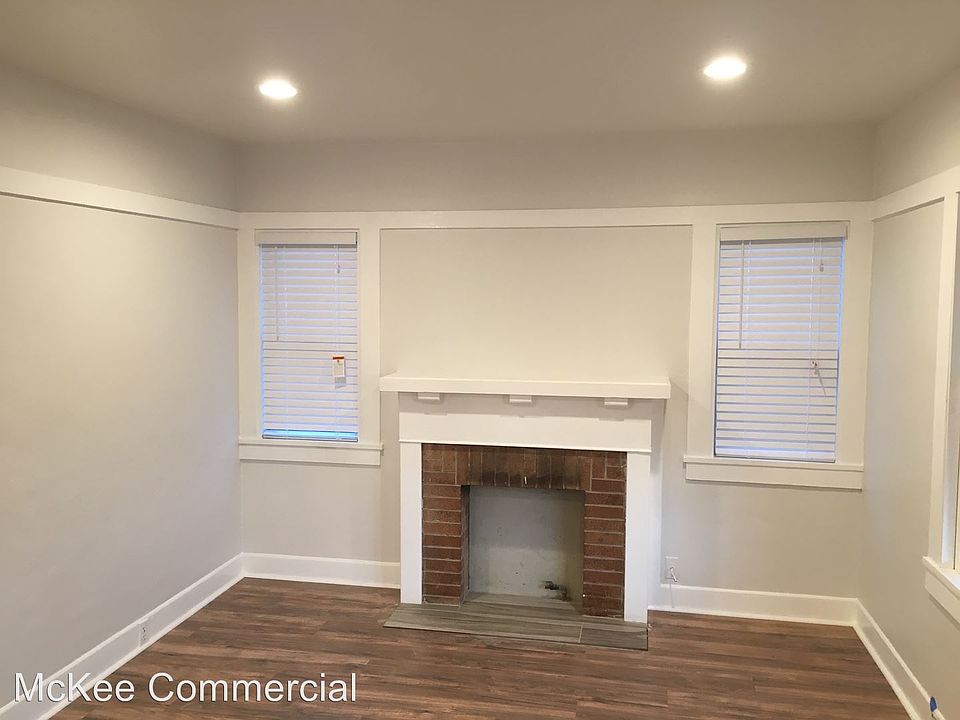 1st image of 4725 4th St #4725