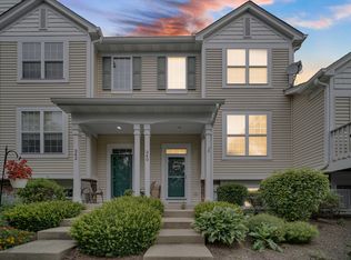 340 Terra Springs Cir, Volo, IL 60020