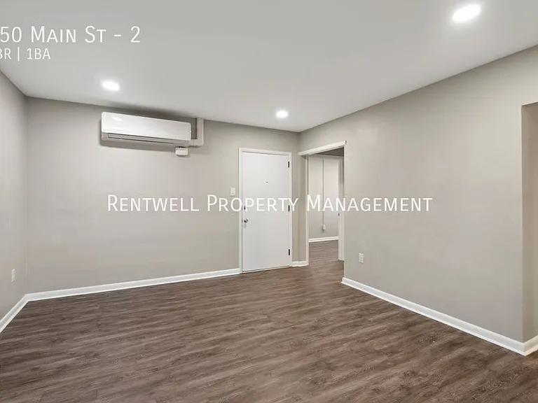 350 Main St #2 — Photo 9