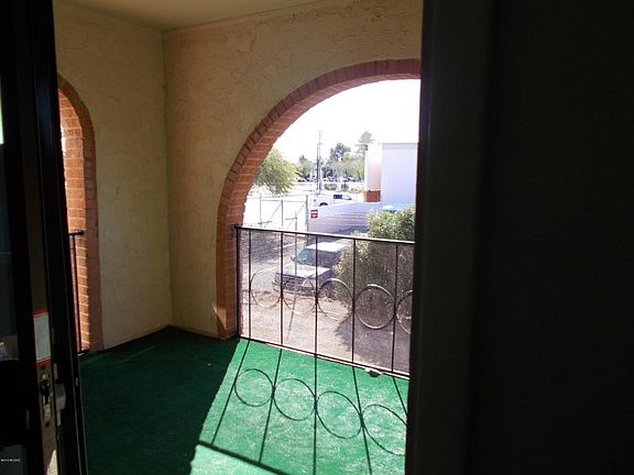 2nd image of 6301 N Barcelona Ct