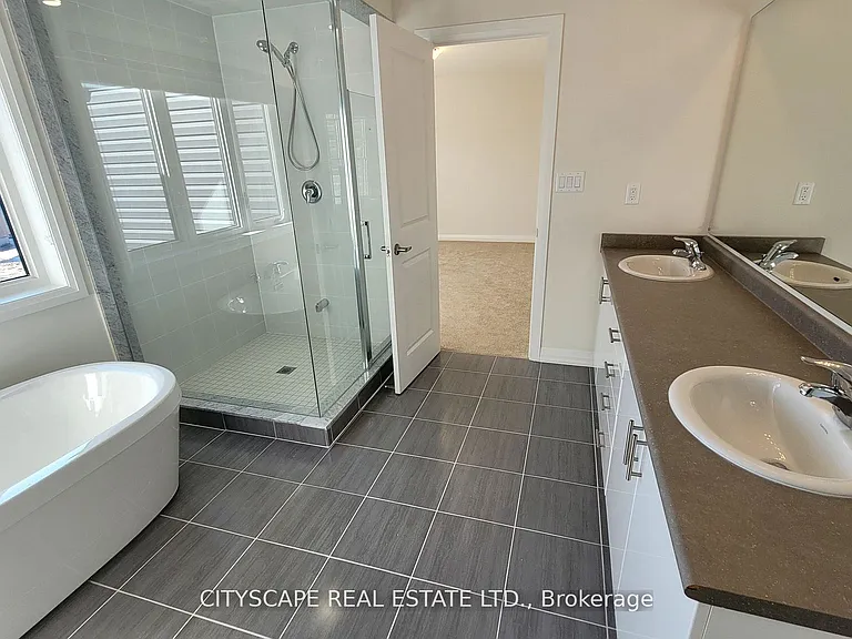 206 Rosanne Cir — Photo 16