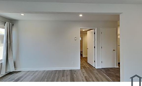 4th image of 8033 Greenridge Dr APT 51