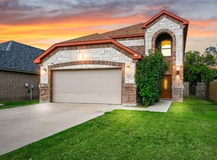 1833 Hardy Rd, Grand Prairie, TX 75051