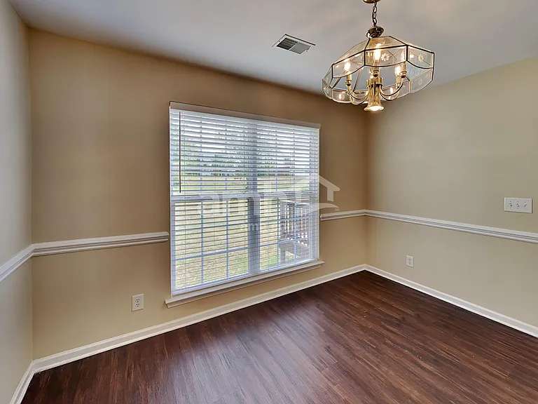 1442 Saddle Crst — Photo 5