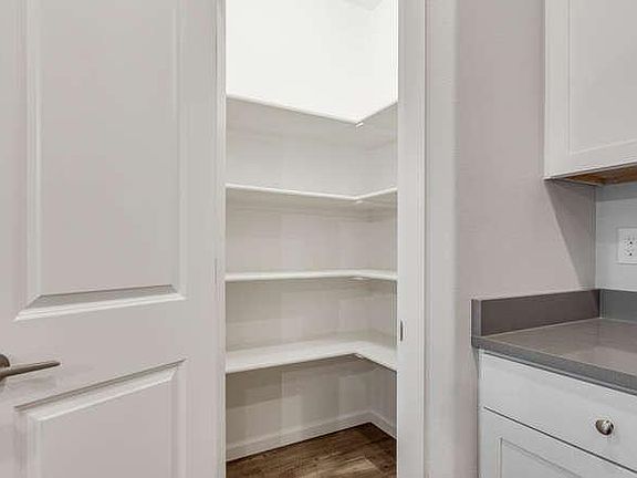 5th image of 11014 NE 23rd Cir