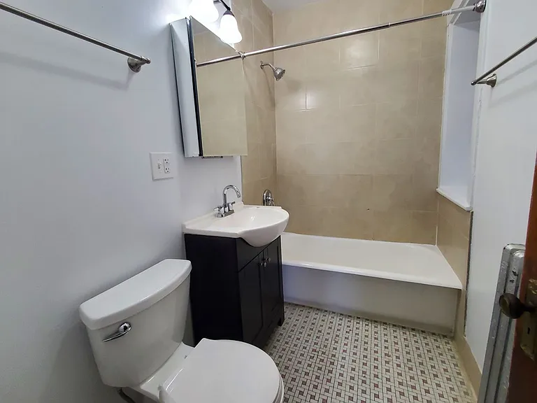 3056 W Irving Park Rd #2E — Photo 21