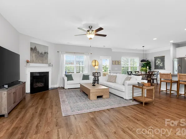 413 Colton St, Oakboro, NC 28129
