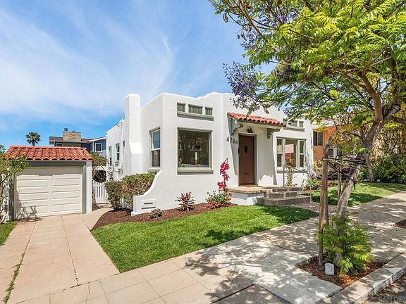 3rd image of 4284 Ampudia St