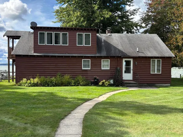 3687 White Goose Dr, Cheboygan, MI 49721