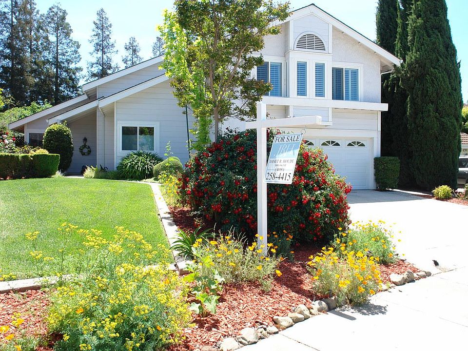 1st image of 959 Rock Canyon Cir