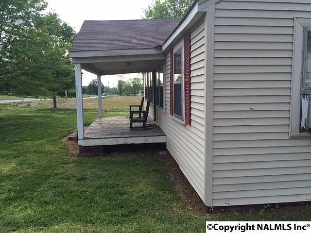 2nd image of 18327 Upper Fort Hampton Rd