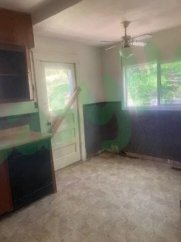 922 Greendale Drive — Photo 3