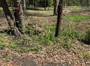 6069 Meade Rd, Sylvania, OH 43560