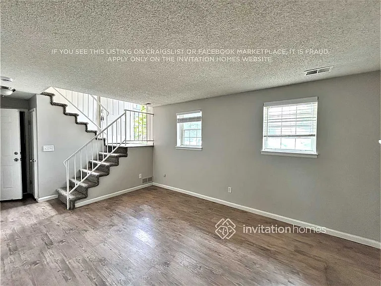 19652 E Eastman Ave — Photo 4