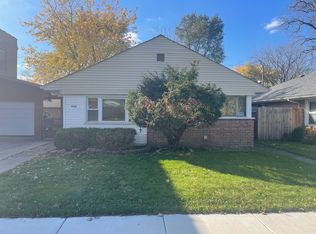 9858 S Van Vlissingen Rd, Chicago, IL 60617