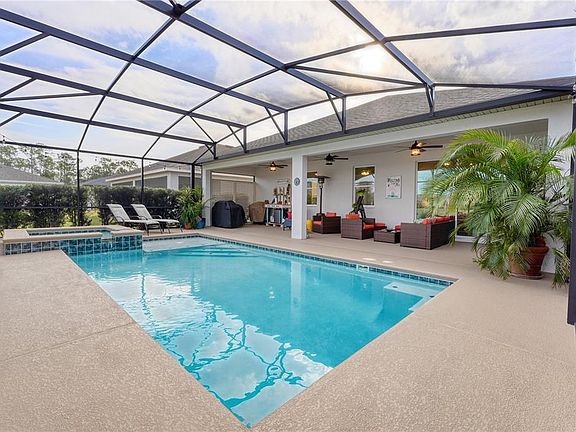 4th image of 7455 Oakmark Rd