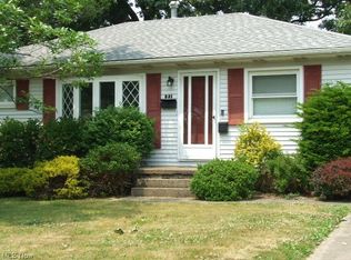 531 Lynn Dr, Cuyahoga Falls, OH 44221