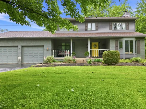 2821 Wilson Sharpsville Rd, Cortland, OH 44410