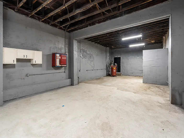 1160 Homestead St #1 — Photo 30