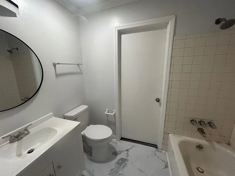 240-10 Jamil Rd — Photo 16