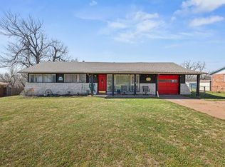 515 Lombardy Rd, Guthrie, OK 73044