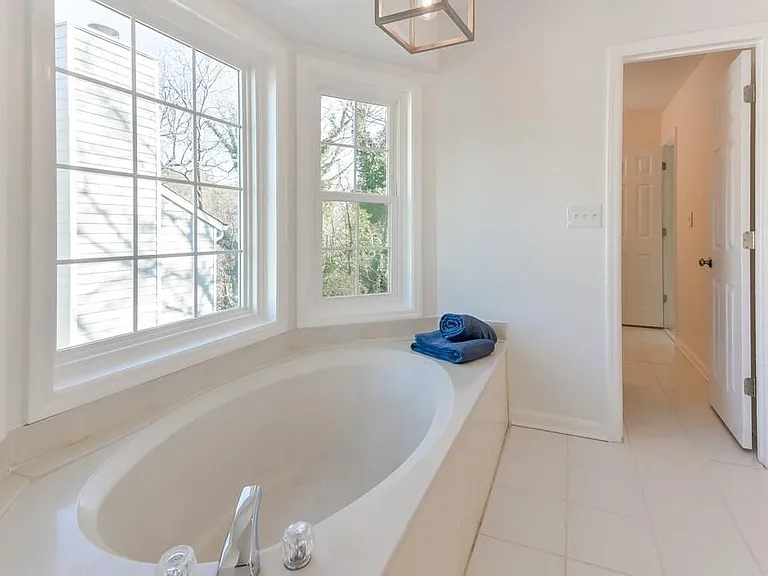 5007 Laurel Springs Way SE — Photo 23