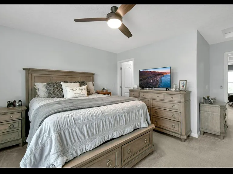 389 Laurel Creek St — Photo 22