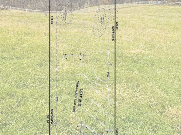 2 Orchard Rd, Hummelstown, PA 17036