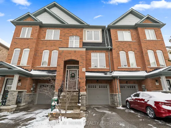 9 Magdalene Cres, Brampton, ON L6Z 0G9