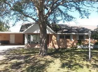 619 N Lakeview Rd, Lake Placid, FL 33852