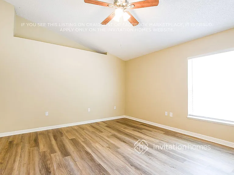 3277 Bellingham Dr — Photo 10