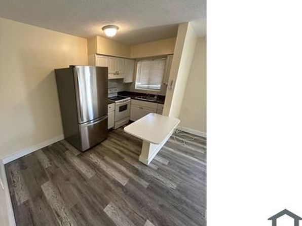 1028 NW 3rd Ave APT 3