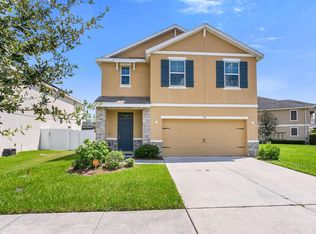 903 Ashentree Dr, Plant City, FL 33563