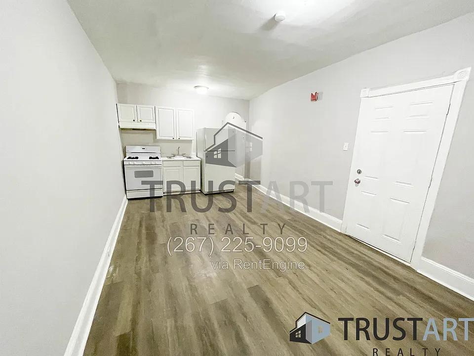 2321 N 25th St #1